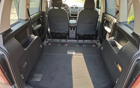 Volkswagen Touran III, 2008 год, 800 000 рублей, 21 фотография
