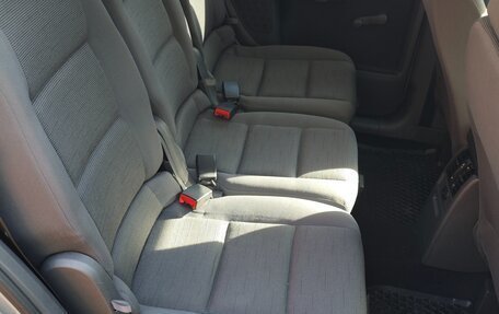 Volkswagen Touran III, 2008 год, 800 000 рублей, 15 фотография