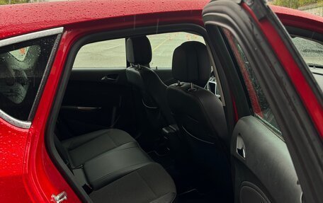 Opel Astra J, 2012 год, 900 000 рублей, 11 фотография