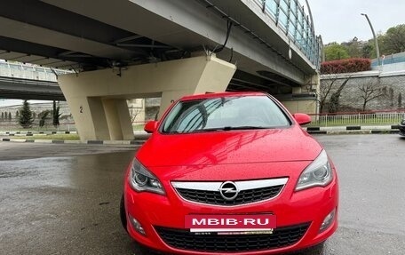 Opel Astra J, 2012 год, 900 000 рублей, 26 фотография