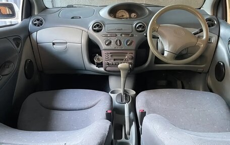 Toyota Vitz, 2001 год, 345 000 рублей, 8 фотография