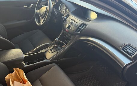 Honda Accord VIII рестайлинг, 2011 год, 845 000 рублей, 12 фотография