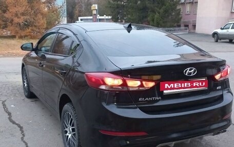 Hyundai Elantra VI рестайлинг, 2017 год, 1 070 000 рублей, 3 фотография