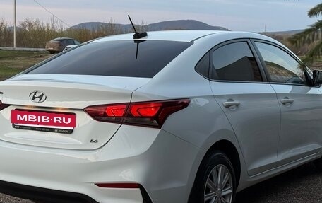 Hyundai Solaris II рестайлинг, 2017 год, 1 450 000 рублей, 7 фотография