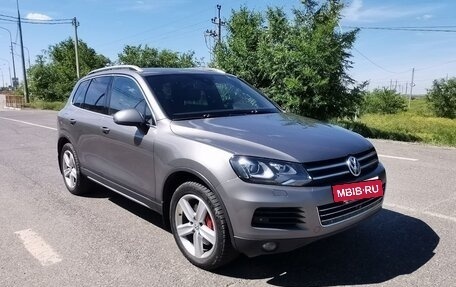 Volkswagen Touareg III, 2012 год, 2 350 000 рублей, 4 фотография