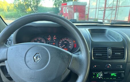 Renault Clio III, 2003 год, 200 000 рублей, 14 фотография