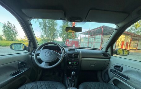Renault Clio III, 2003 год, 200 000 рублей, 17 фотография