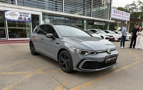 Volkswagen Golf VIII, 2022 год, 2 223 000 рублей, 3 фотография