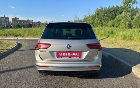 Volkswagen Tiguan II, 2018 год, 2 695 000 рублей, 4 фотография