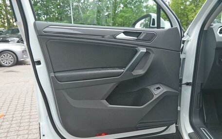Volkswagen Tiguan II, 2019 год, 2 780 000 рублей, 8 фотография
