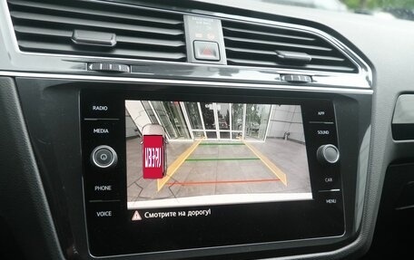 Volkswagen Tiguan II, 2019 год, 2 780 000 рублей, 13 фотография