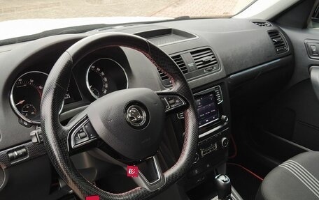 Skoda Yeti I рестайлинг, 2017 год, 1 949 000 рублей, 22 фотография