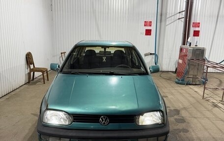 Volkswagen Golf III, 1994 год, 125 000 рублей, 2 фотография