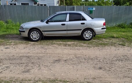 Mitsubishi Carisma I, 2003 год, 200 000 рублей, 3 фотография