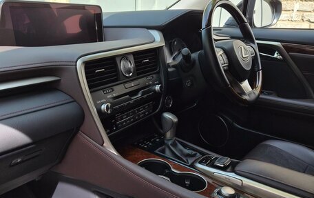Lexus RX IV рестайлинг, 2016 год, 3 800 000 рублей, 7 фотография