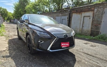 Lexus RX IV рестайлинг, 2016 год, 3 800 000 рублей, 12 фотография