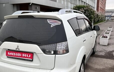 Mitsubishi Outlander III рестайлинг 3, 2010 год, 1 250 000 рублей, 3 фотография