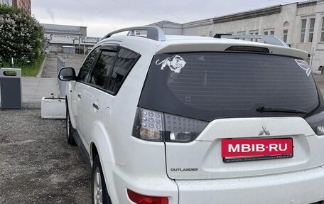 Mitsubishi Outlander III рестайлинг 3, 2010 год, 1 250 000 рублей, 6 фотография