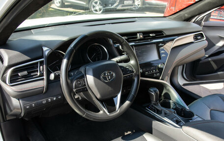 Toyota Camry, 2020 год, 2 578 000 рублей, 13 фотография
