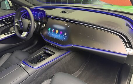 Mercedes-Benz E-Класс, 2025 год, 11 500 000 рублей, 24 фотография
