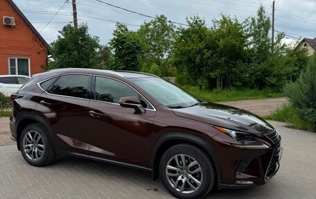 Lexus NX I, 2018 год, 3 090 000 рублей, 8 фотография
