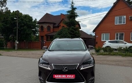 Lexus NX I, 2018 год, 3 090 000 рублей, 6 фотография