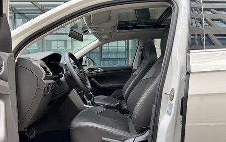Volkswagen T-Cross I, 2022 год, 1 550 007 рублей, 8 фотография