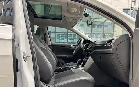 Volkswagen T-Cross I, 2022 год, 1 550 007 рублей, 10 фотография