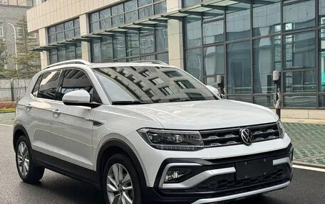 Volkswagen T-Cross I, 2022 год, 1 550 007 рублей, 3 фотография