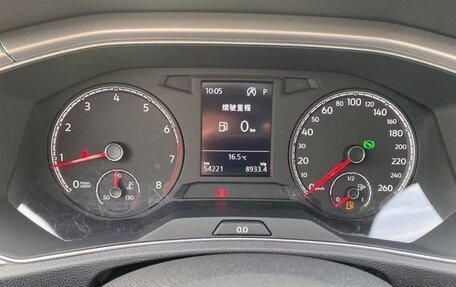 Volkswagen T-Roc I, 2021 год, 1 600 007 рублей, 14 фотография
