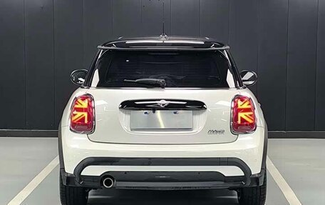 MINI Hatch, 2023 год, 1 750 000 рублей, 6 фотография