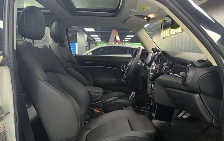 MINI Hatch, 2023 год, 1 750 000 рублей, 11 фотография