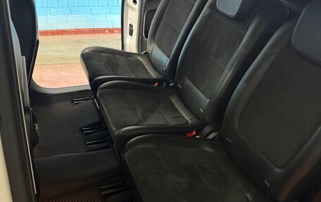 Volkswagen Sharan II, 2012 год, 970 000 рублей, 6 фотография