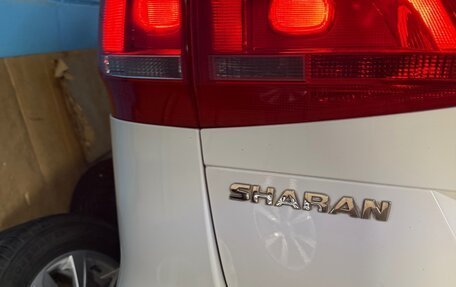 Volkswagen Sharan II, 2012 год, 970 000 рублей, 4 фотография