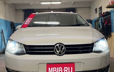 Volkswagen Sharan II, 2012 год, 970 000 рублей, 2 фотография