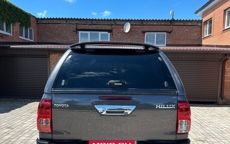 Toyota Hilux VIII, 2018 год, 4 040 000 рублей, 3 фотография