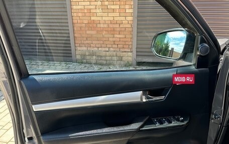 Toyota Hilux VIII, 2018 год, 4 040 000 рублей, 11 фотография