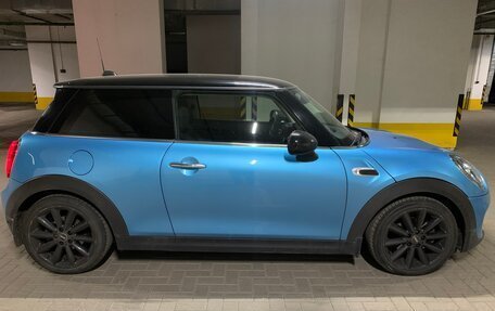MINI Hatch, 2018 год, 2 090 000 рублей, 6 фотография
