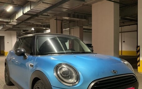 MINI Hatch, 2018 год, 2 090 000 рублей, 5 фотография