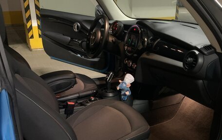 MINI Hatch, 2018 год, 2 090 000 рублей, 12 фотография