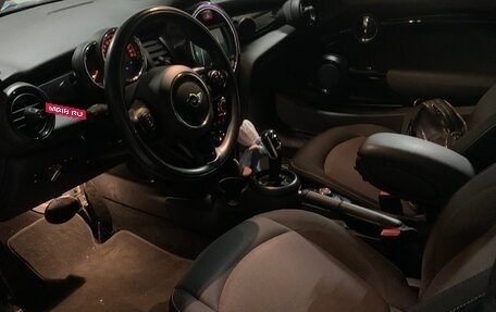 MINI Hatch, 2018 год, 2 090 000 рублей, 11 фотография