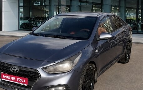 Hyundai Solaris II рестайлинг, 2018 год, 730 000 рублей, 1 фотография