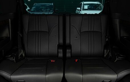 Toyota Alphard III, 2020 год, 5 570 000 рублей, 12 фотография
