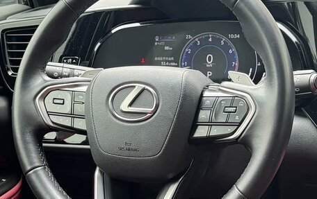 Lexus NX, 2024 год, 5 950 000 рублей, 10 фотография