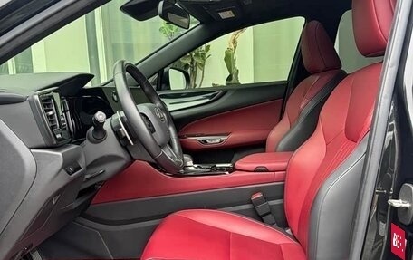 Lexus NX, 2024 год, 5 950 000 рублей, 9 фотография