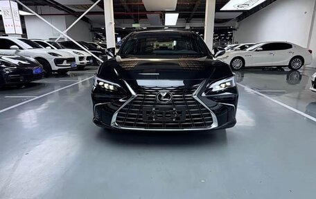 Lexus ES VII, 2026 год, 4 600 000 рублей, 2 фотография