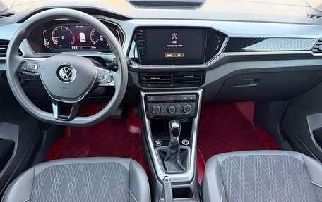 Volkswagen T-Cross I, 2022 год, 1 290 000 рублей, 8 фотография