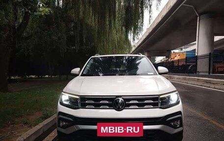 Volkswagen T-Cross I, 2022 год, 1 400 000 рублей, 2 фотография