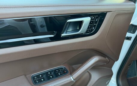 Porsche Cayenne III, 2020 год, 7 490 000 рублей, 23 фотография
