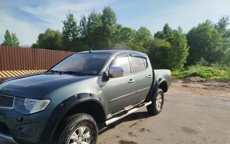 Mitsubishi L200 IV рестайлинг, 2011 год, 1 150 000 рублей, 3 фотография
